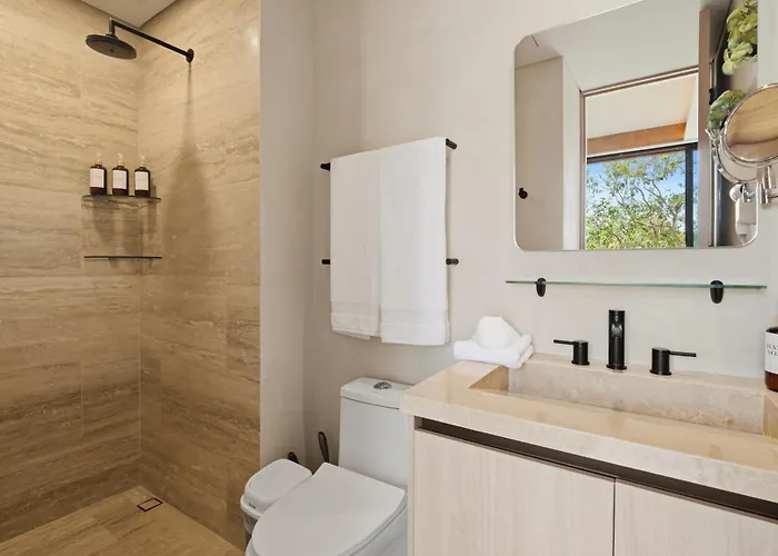 Corasol 2 Bedroom In Club Access 7 Min To Pools Gym Golf Apartment *
