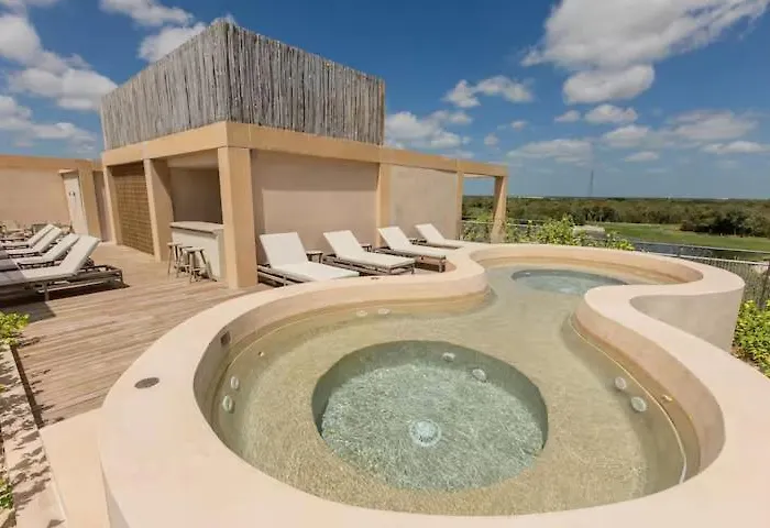 Corasol 2 Bedroom In Club Access 7 Min To Pools Gym Golf Apartment