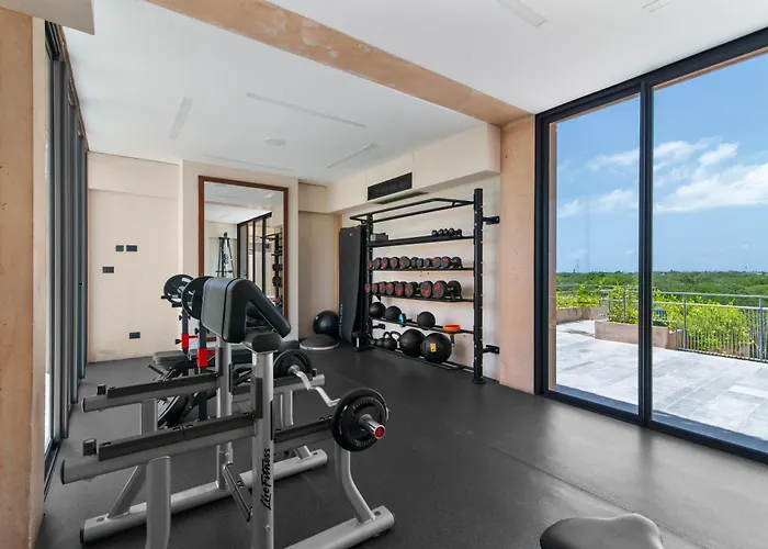 Corasol 2 Bedroom In Club Access 7 Min To Pools Gym Golf * Playa del Carmen